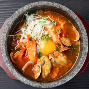 簡単に真似できる韓国料理